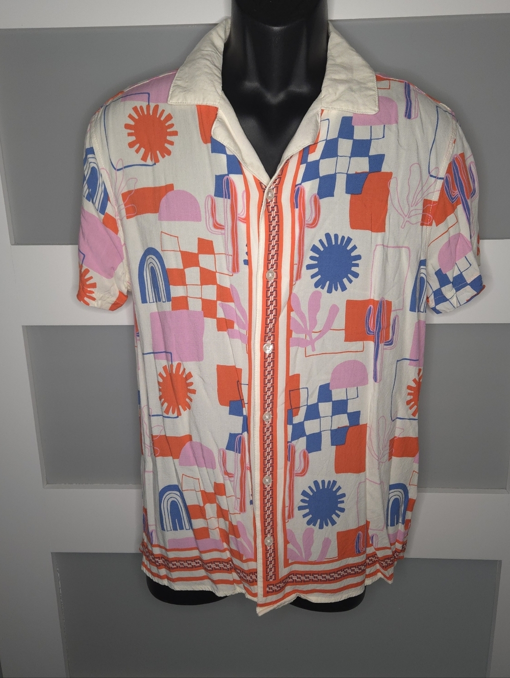 Original Use Short-Sleeve Geometric Print Button-Up Shirt